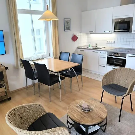 Nyaraló Heimkehr 10 *